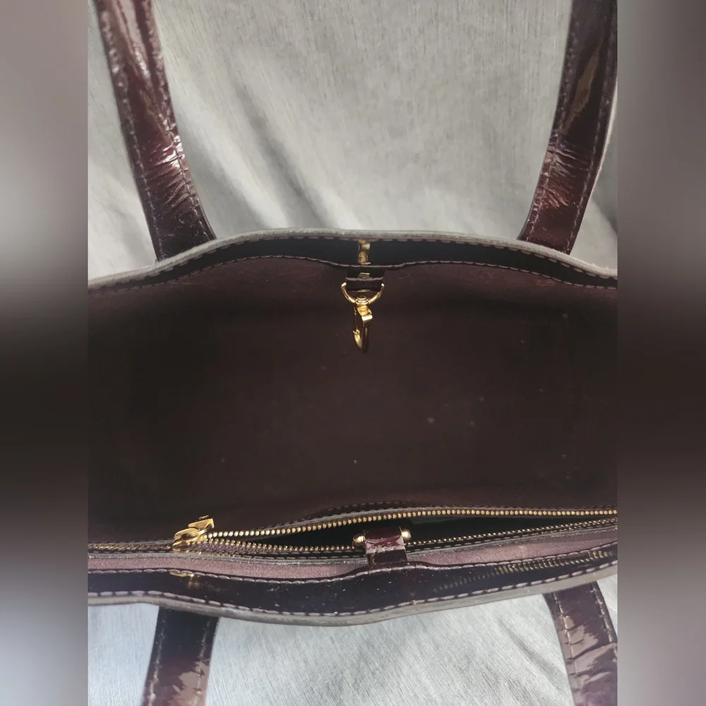 Louis Vuitton Amarante Monogram Vernis Wilshire PM Handbag